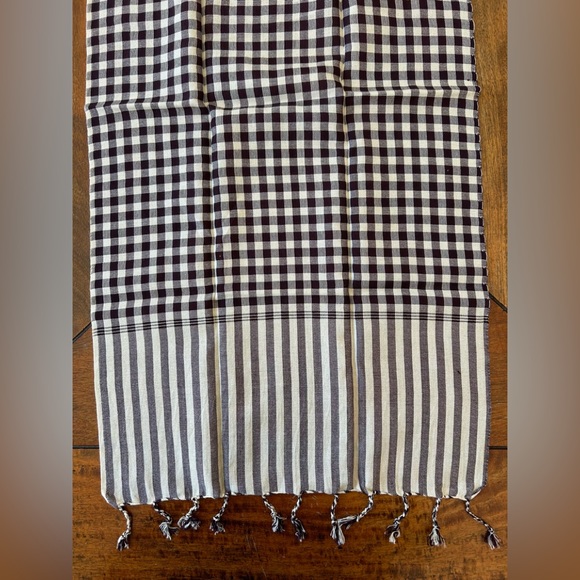 Krama 100% Cotton Scarf in Ivory and Black Checkered Patten, NEW - Picture 4 of 4